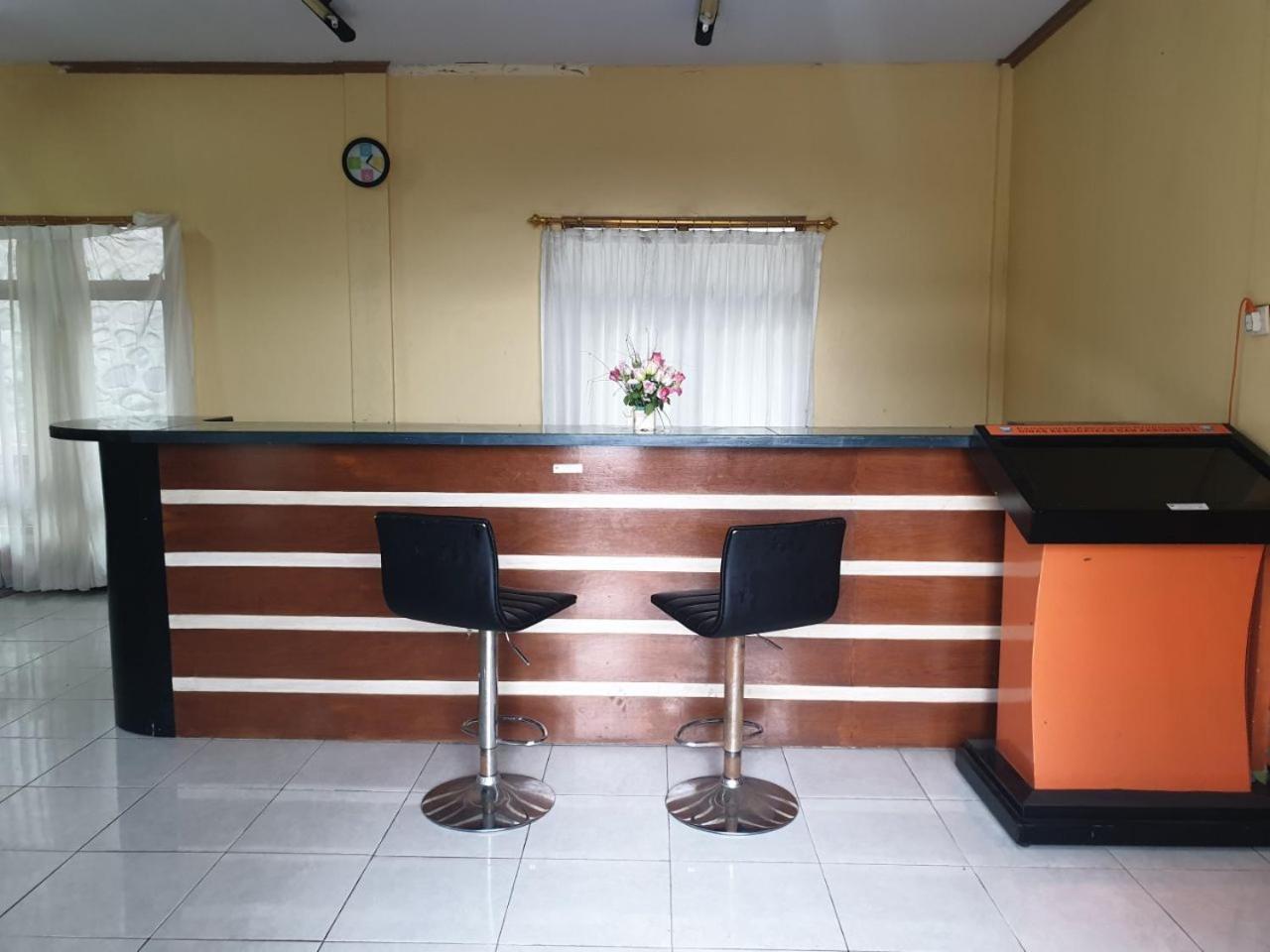 Bromo Holiday Guest House Ngadisari Екстериор снимка